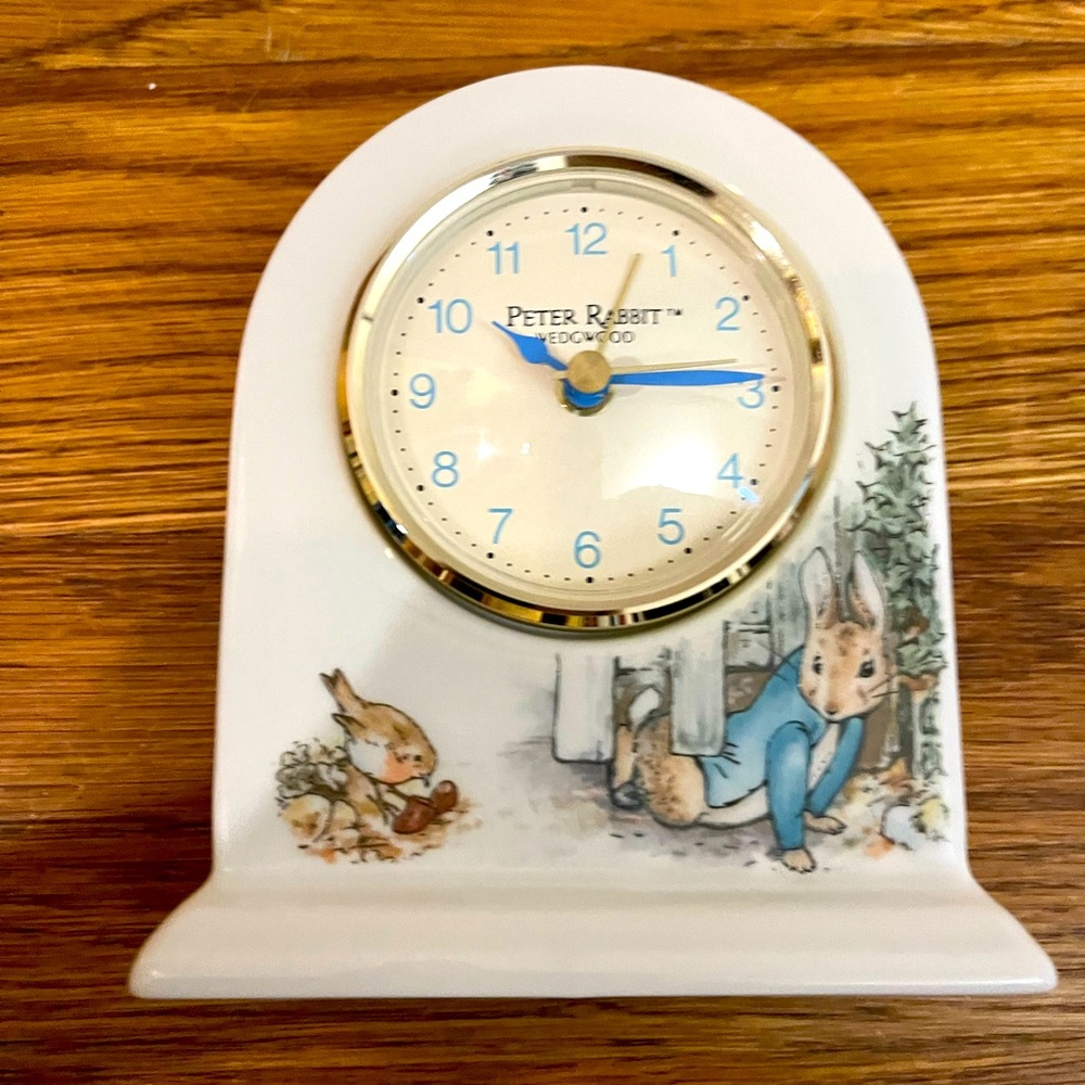 Peter Rabbit Wedgewood clock. Vintage.